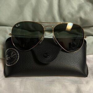 Ray-Ban Gold Aviator Sunglasses
